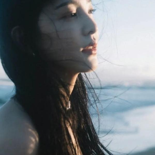 小镇大谎