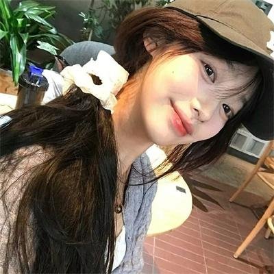 亿万富女